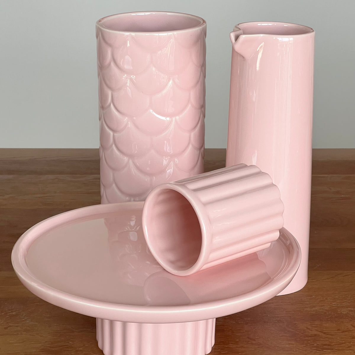 IRIS Pitcher - Beige