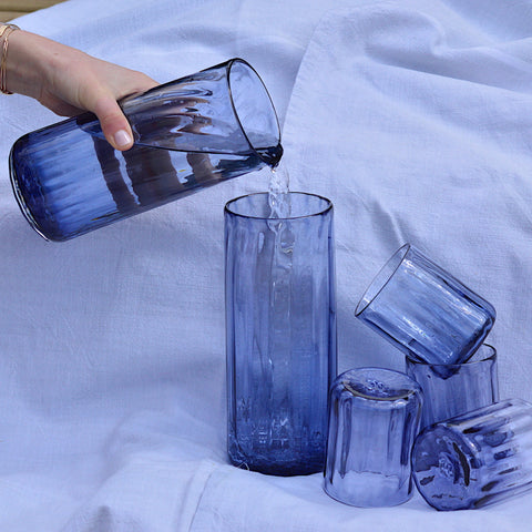 Carafe ALMA en verre soufflé - Bleu gris